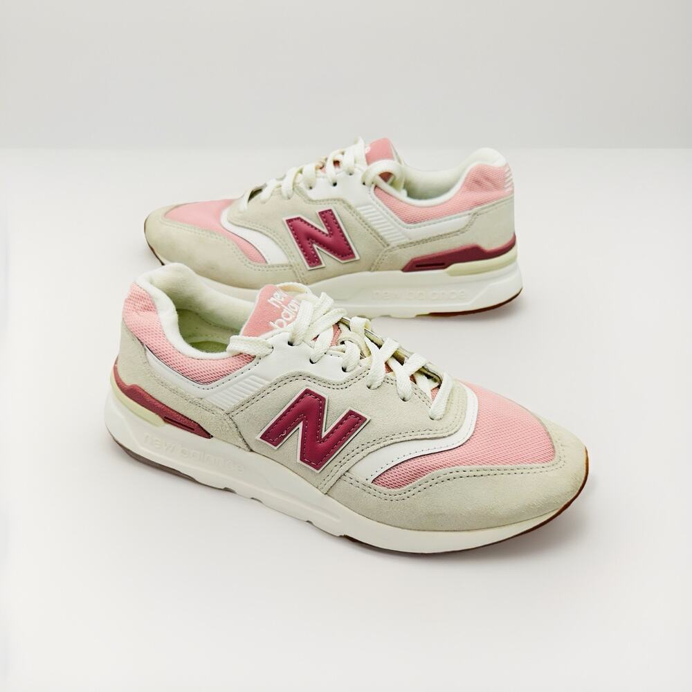 New Balance 997H Women's Classics White/Pink Retro Sneaker | Size 6